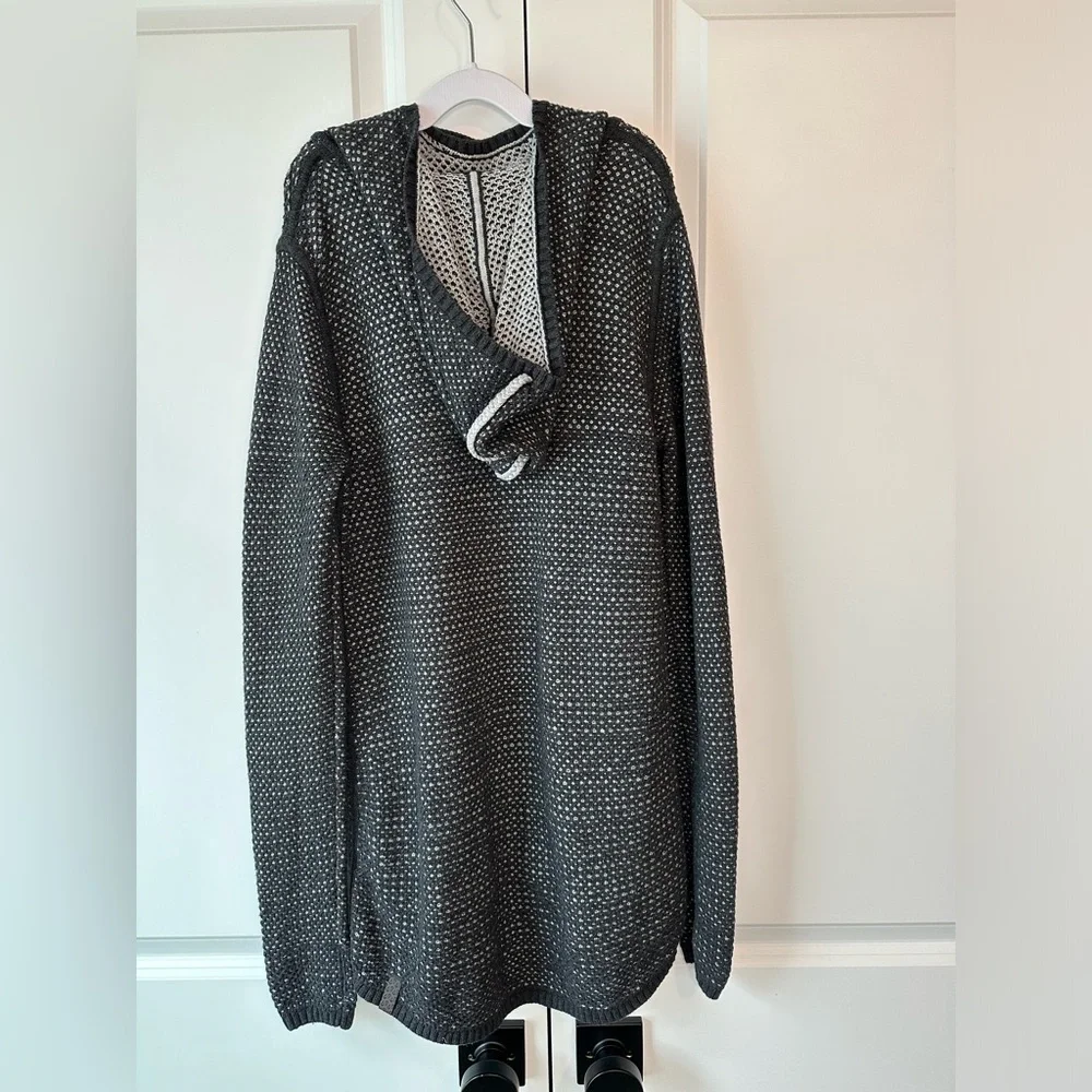 Ivivva by Lululemon Girls Knit Hooded Cardigan Gray (Size 14)
